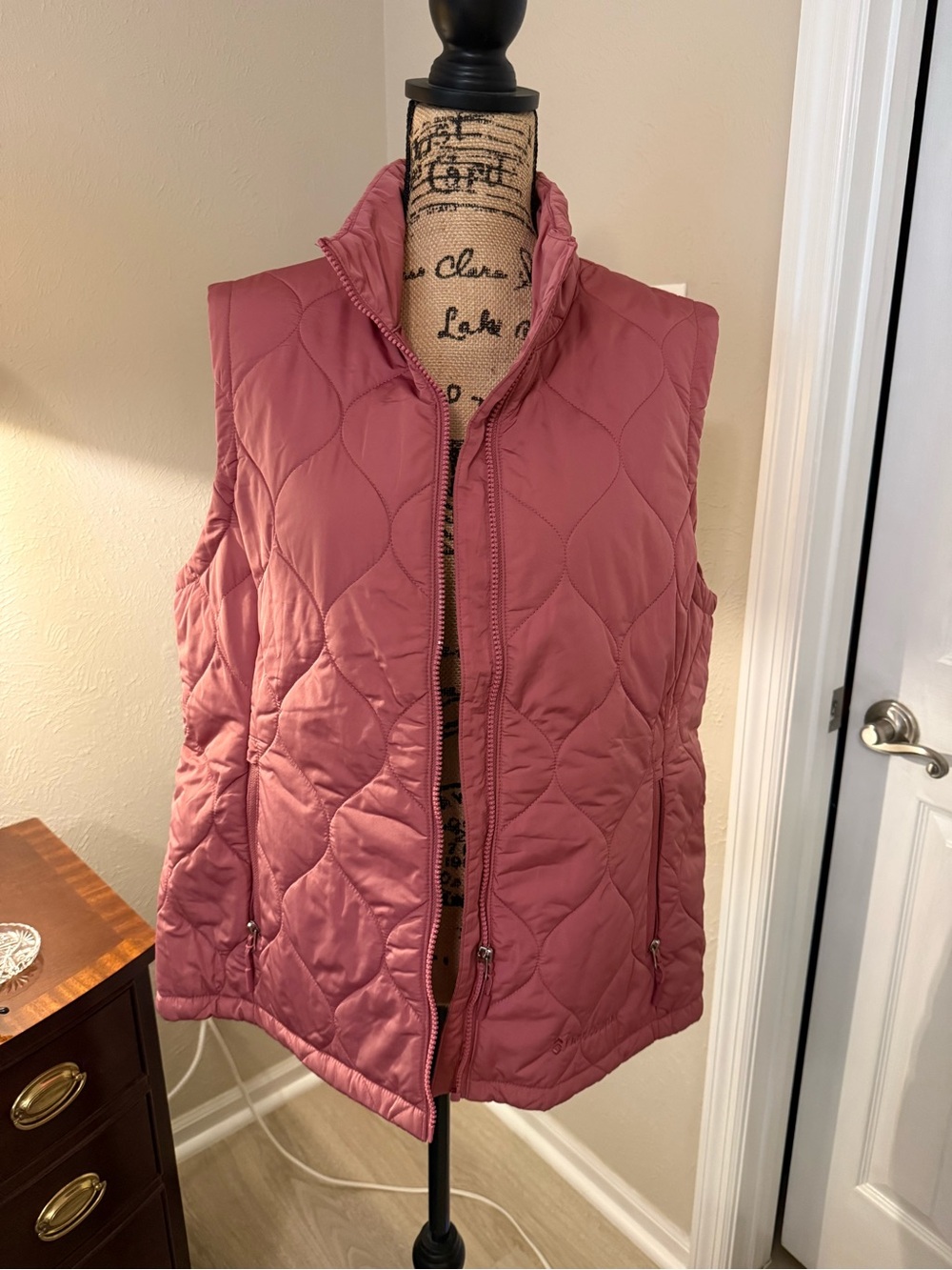 Free Country Quilted Sleeveless Vest in Dusty Rose